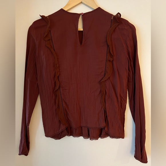 Wilfred (Aritzia) Romantic Style Top - Burgundy. Size US XS - Picture 2 of 3
